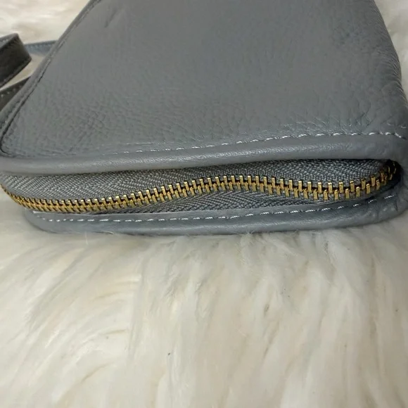 Minooy l Stylish Gray leather Crossbody Bag:NWOT - Picture 5 of 15